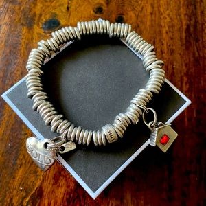 LINKS of London Bracelet x 2 charms